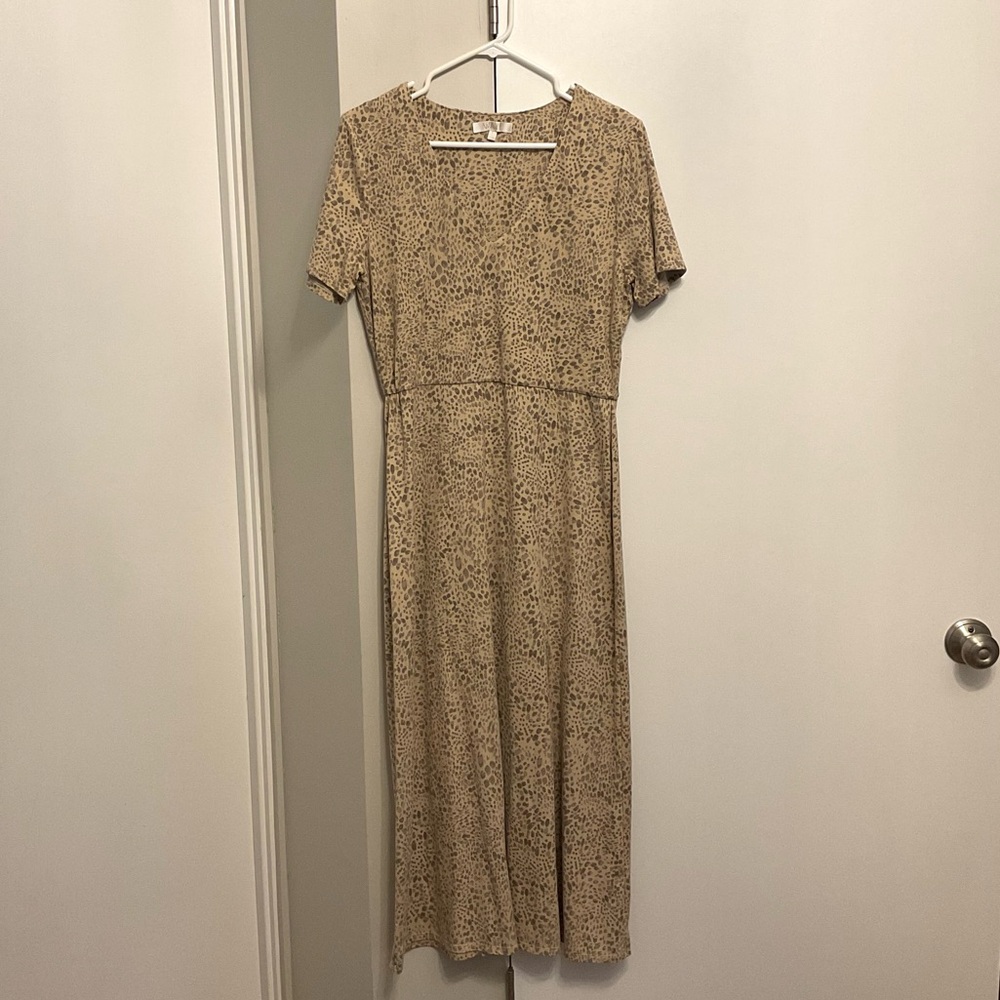 WAYF Jersey Leopard MIDI Dress